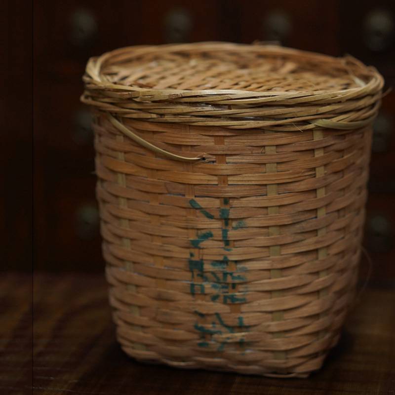 传老广西老六堡三鹤六堡茶2009年竹篓紧压黑茶1公斤装