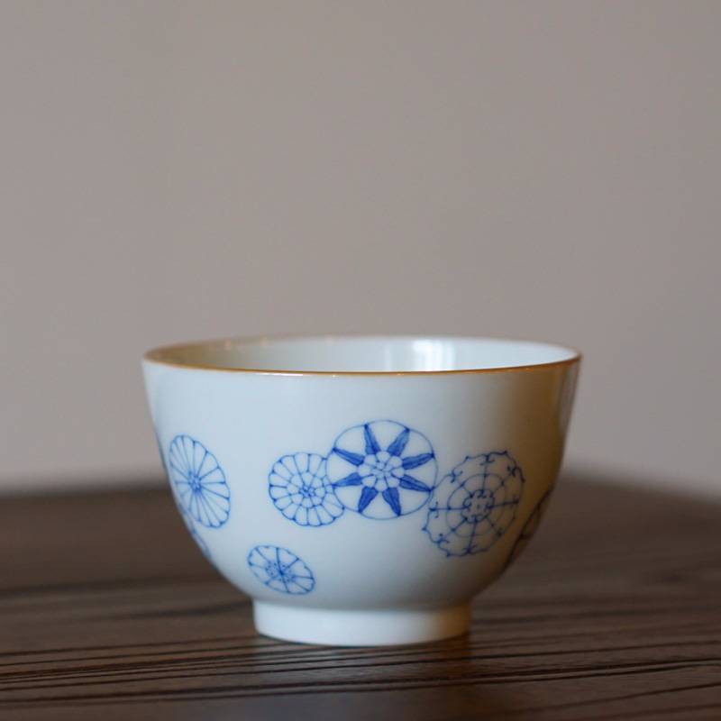 传老景德镇窑谷雨山房手工手绘青花皮球花罗汉杯主人杯陶瓷茶杯