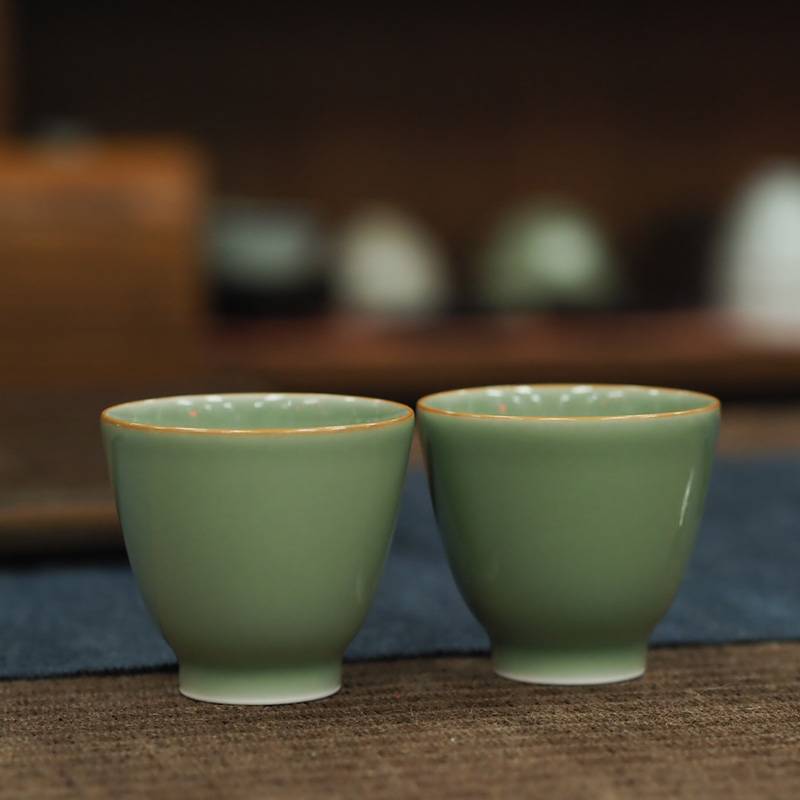 传老谷雨山房手工单色釉秘色染春系列素心茶杯陶瓷品茗杯闻香茶席