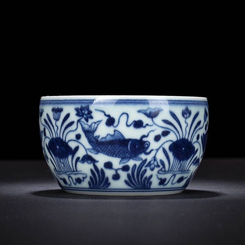 钟家窑 景德镇陶瓷手绘青花柴窑品茗杯手工仿古主人杯鱼藻纹功夫杯