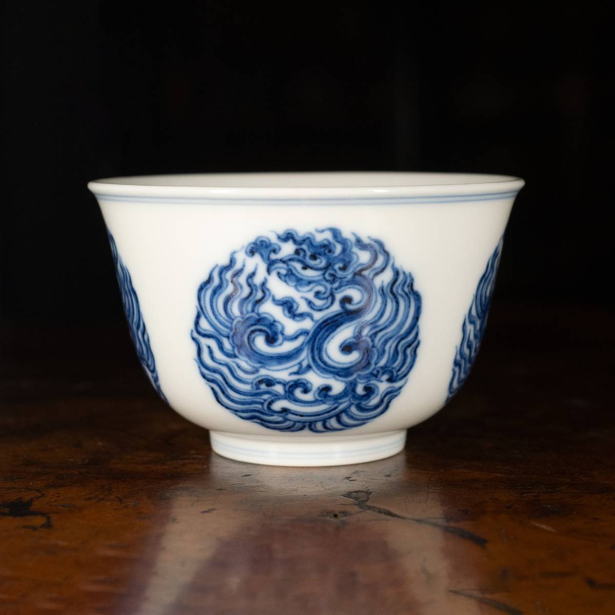 龙圣华苑景德镇陶人临古手绘青花团凤杯仿古青花陶瓷主人杯品茗杯
